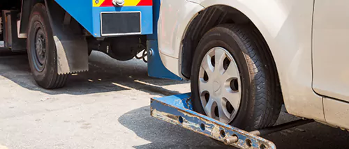 wheel lift towing in Los Angeles, CA